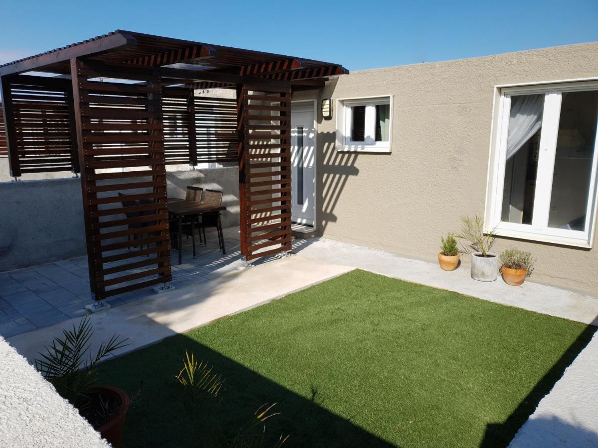 La Dolce Vita Apartments Unit 2 Posedarje Eksteriør billede